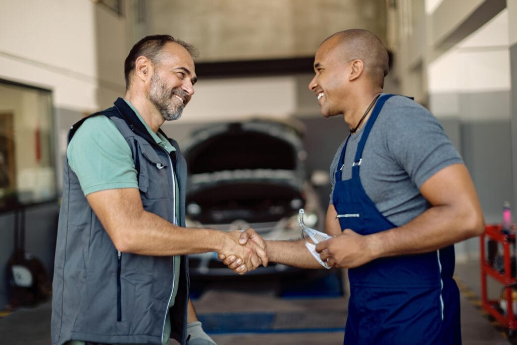 Treinamento de equipe em lava rápido com foco na excelência no atendimento